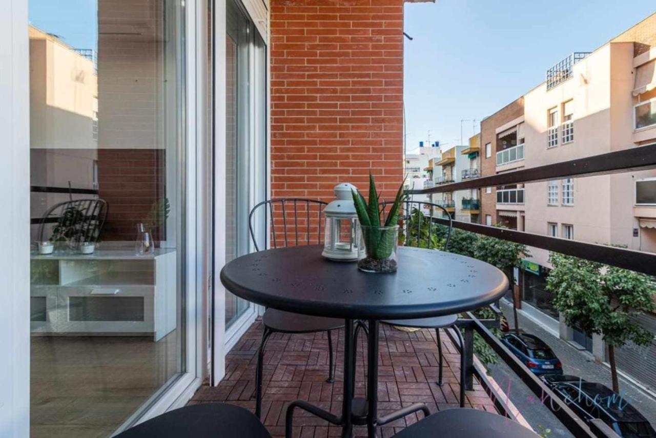 2 Apartamento En Estadio Sevilla 6 Plazas 3 Hab Y Metro Exterior photo